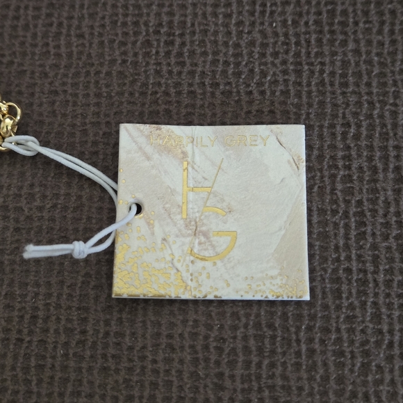 Happily😄 Grey🩶 Gold💛 Lariat Necklace - NWT - Picture 9 of 16